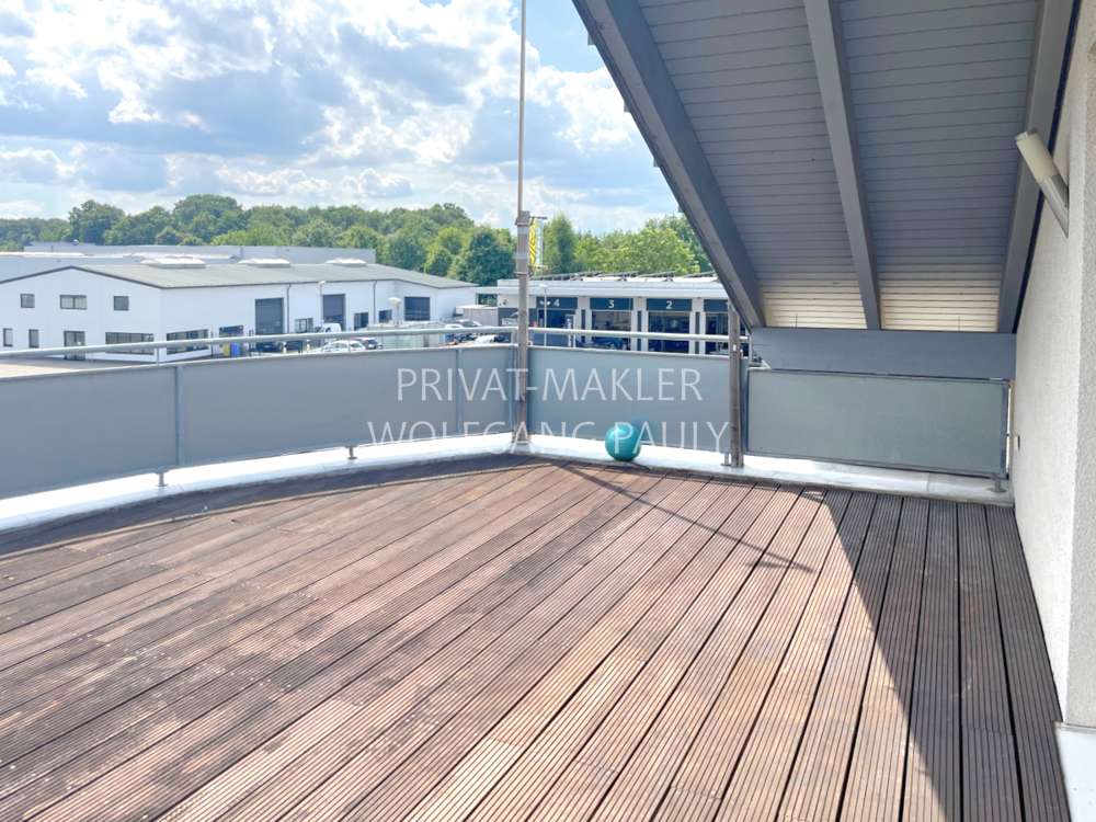 354m² Commercial property in Viersen, Germany No. 120644