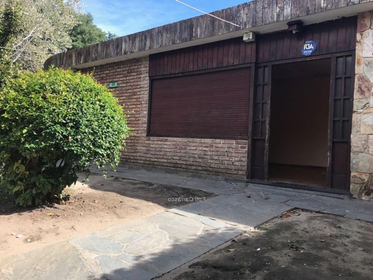 4 bedrooms House in Montevideo, Uruguay No. 9615