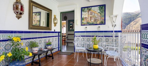 4 bedrooms House in Granada, Spain No. 188137 5