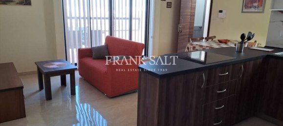 2 bedrooms Penthouse in Marsaskala, Malta No. 8424 3
