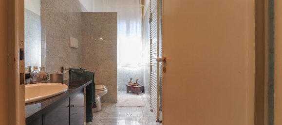 7غرفة شقة في Bologna, Italy رقم 39838 24