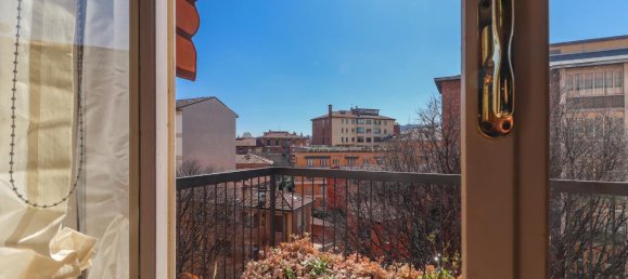 7غرفة شقة في Bologna, Italy رقم 39838 7