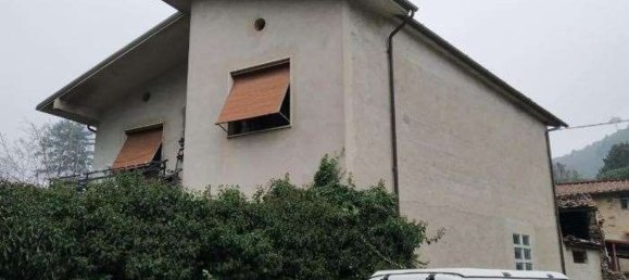 Квартира с 5 комнатами в Капаннори, Италия № 189318 6