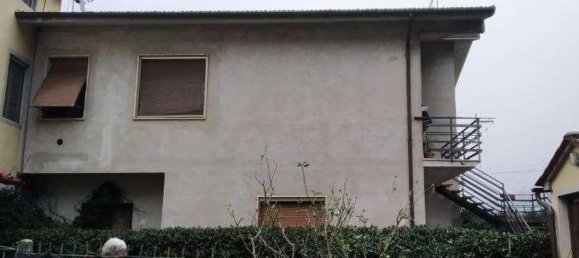 Квартира с 5 комнатами в Капаннори, Италия № 189318 4