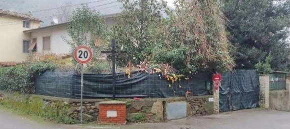 Квартира с 5 комнатами в Капаннори, Италия № 189318 3