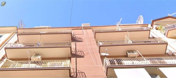 4 rooms Apartment in Taranto, Italy No. 276124 6