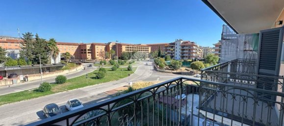 4 Schlafzimmer Wohnung in San Nicola la Strada, Italy, Nr. 312392 5