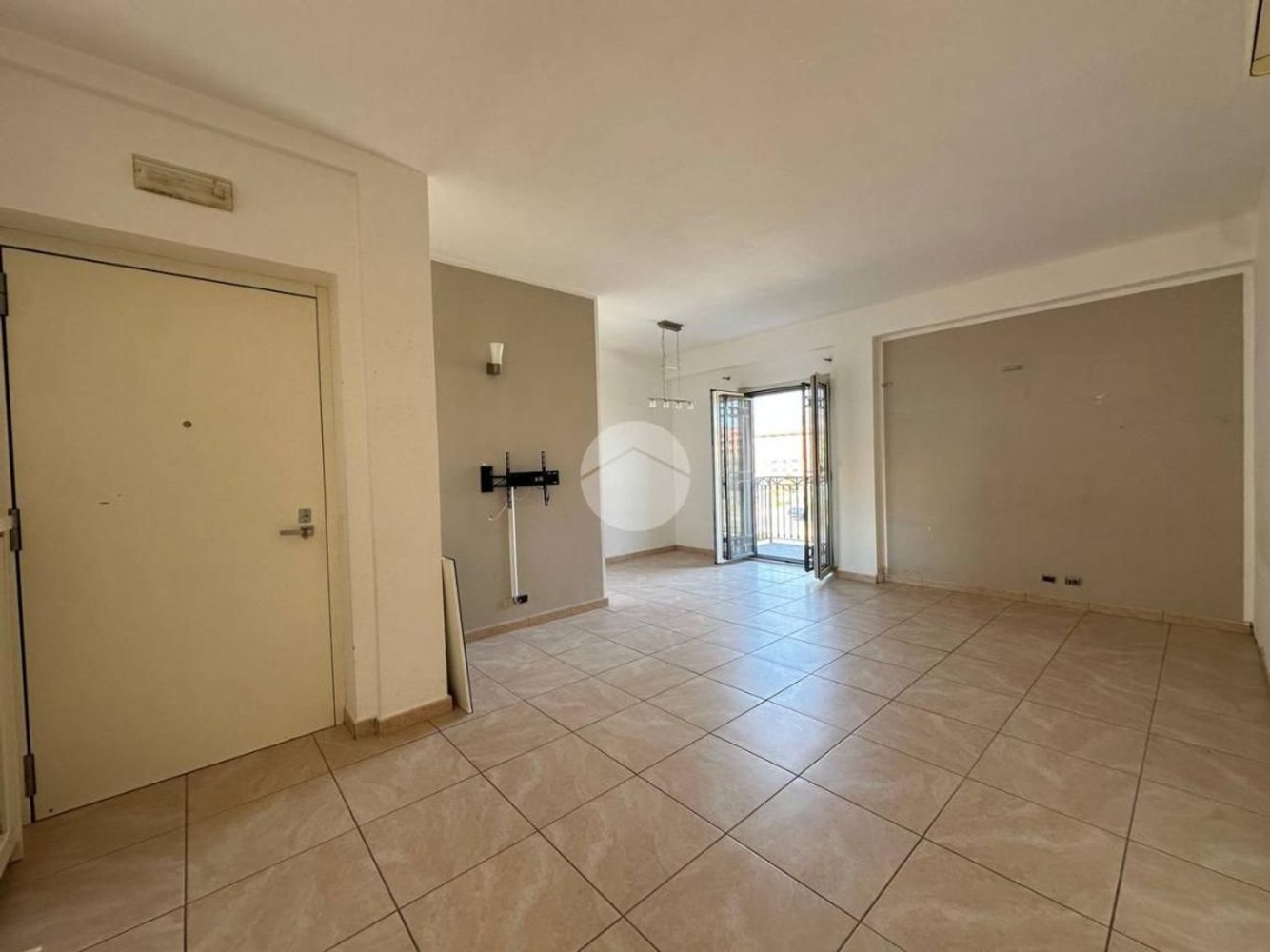 4 Schlafzimmer Wohnung in San Nicola la Strada, Italy, Nr. 312392