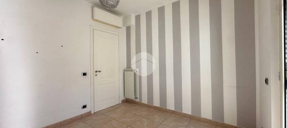 4 Schlafzimmer Wohnung in San Nicola la Strada, Italy, Nr. 312392 13