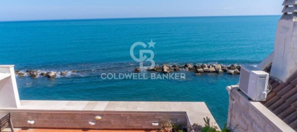 Пентхаус с 2 спальнями в Мольфетта, Италия № 329329 23