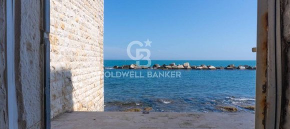 Пентхаус с 2 спальнями в Мольфетта, Италия № 329329 26