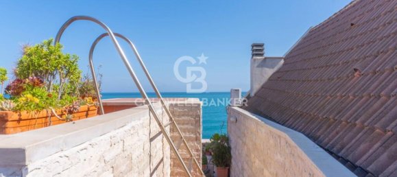 Пентхаус с 2 спальнями в Мольфетта, Италия № 329329 21