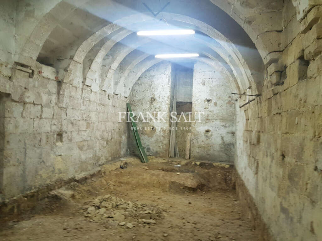 Café / restaurant à Valletta, Malta 140m² No. 13148