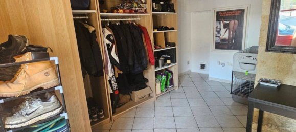 3 bedrooms Townhouse in Lambesc, France No. 325789 2