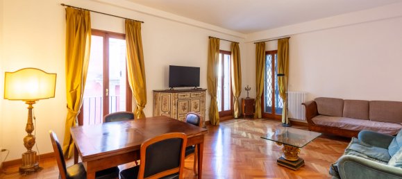 2 bedrooms Apartment in Venice, Italy No. 115275 2