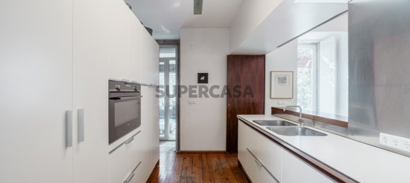 3 bedrooms Apartment in Lisbon, Portugal No. 160271 17