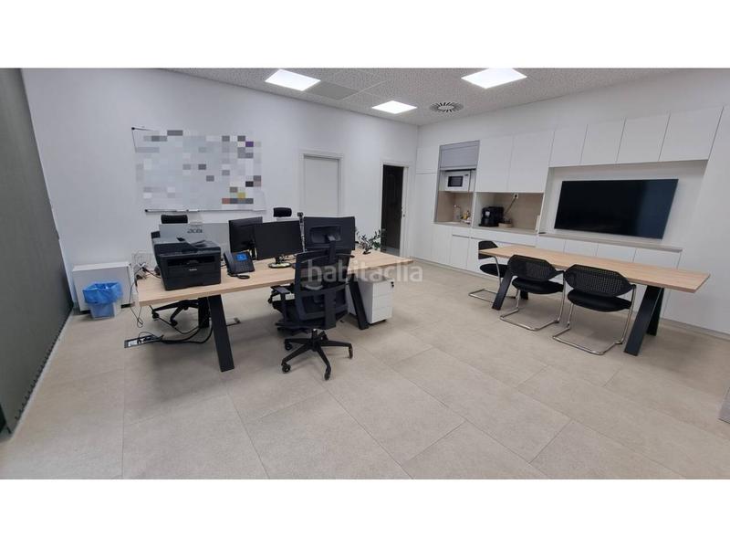  مكتب في Granollers, Spain 57متر مربع رقم 140042