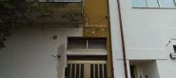 3 bedrooms Apartment in Nuoro, Italy No. 355176 3