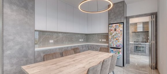 4 bedrooms Villa in Paralimni, Cyprus No. 9489 7