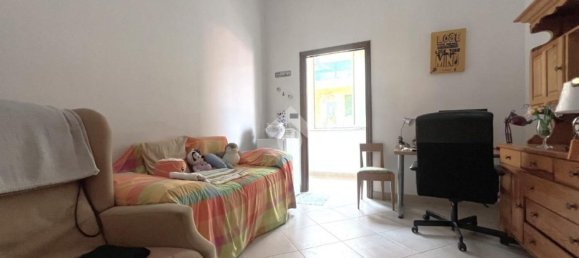 6 rooms Apartment in Casoria, Italy No. 279620 23