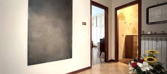 6 rooms Apartment in Casoria, Italy No. 279620 28