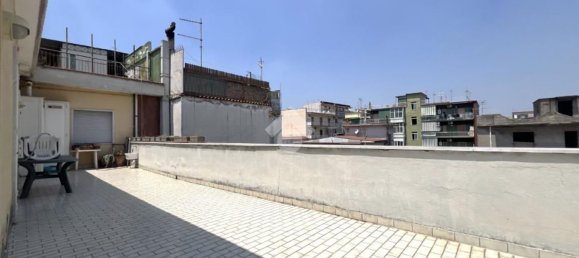 6 rooms Apartment in Casoria, Italy No. 279620 4