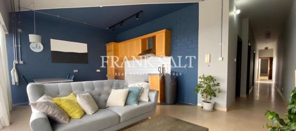 Penthouse T2 em San Gwann, Malta N.º 9823 6