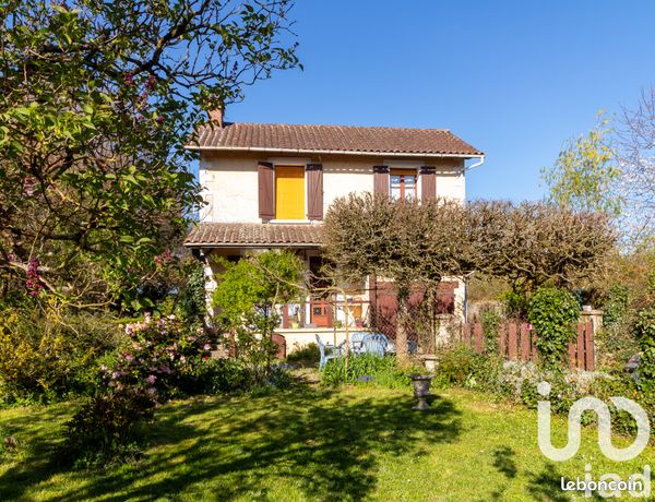 6 rooms House in Saint-Martin-Terressus, France No. 303026