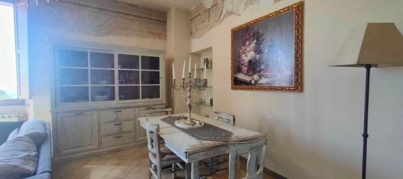 3 Schlafzimmer Wohnung in Sinalunga, Italy, Nr. 1585 3