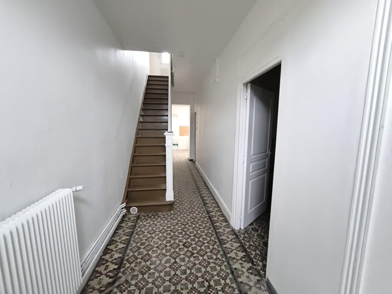 Дом с 3 спальнями в Брюэ-сюр-л’Эско, Франция № 54558