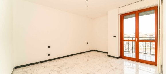 3-Zimmer Penthouse in Turin, Italy, Nr. 12607 10