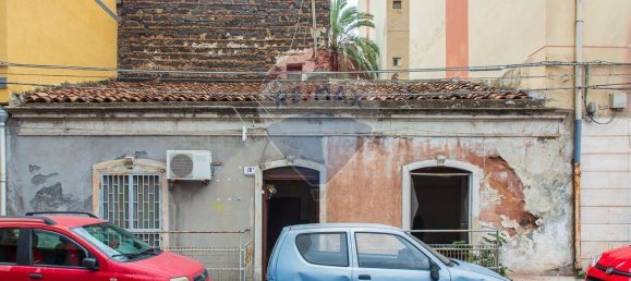 4 bedrooms House in Catania, Italy No. 237547 47