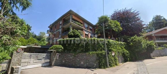 2 bedrooms Apartment in Turin, Italy No. 9051 3