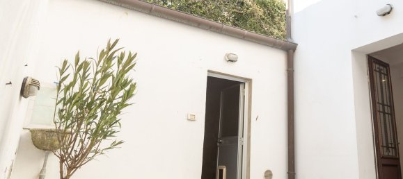 5 bedrooms House in Ferrara, Italy No. 330143 32