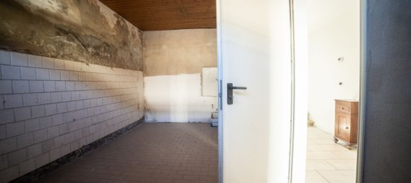 5 bedrooms House in Ferrara, Italy No. 330143 37