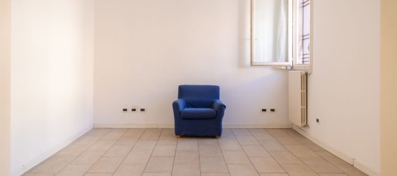 5 bedrooms House in Ferrara, Italy No. 330143 29