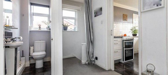 2 bedrooms Maisonette in Redhill, United Kingdom No. 12317 13