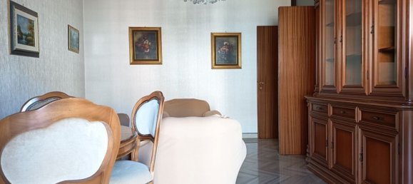 Apartamento de 3 divisões em Sesto San Giovanni, Italy N.º 264889 3