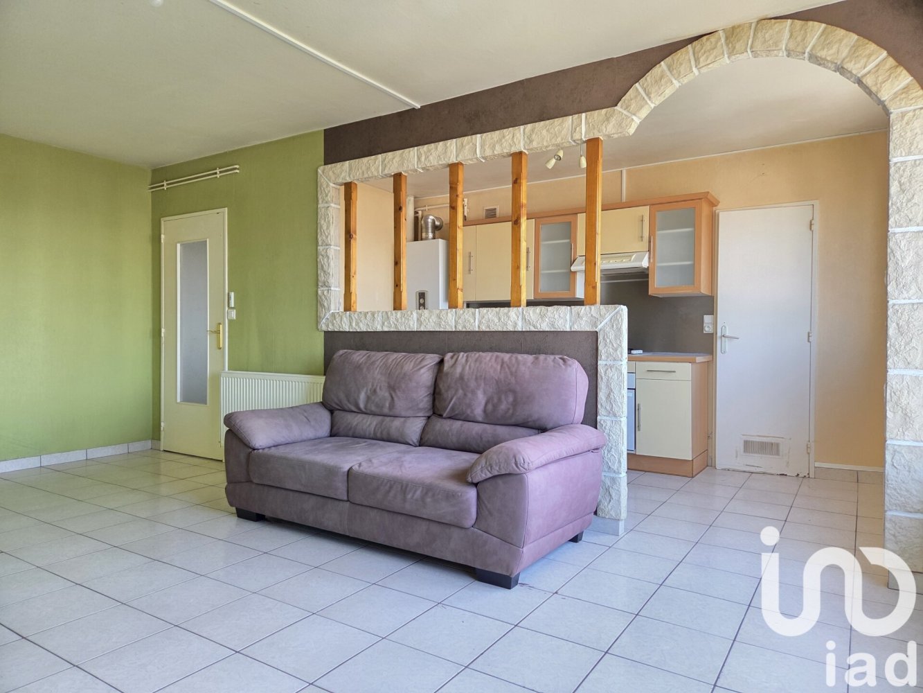 2 Schlafzimmer Wohnung in Troyes, France, Nr. 238851