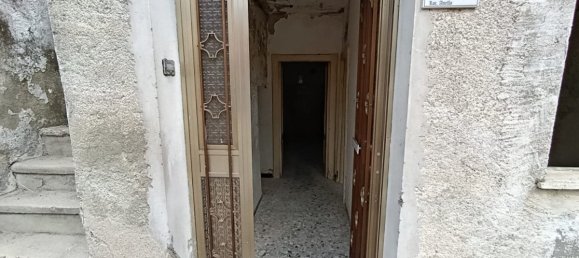 4 bedrooms House in Guardiagrele, Italy No. 319007 4