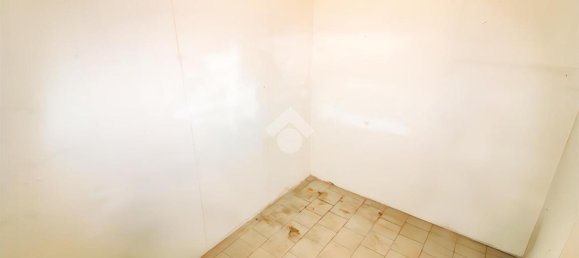 Квартира с 3 комнатами в Брешелло, Италия № 14938 33