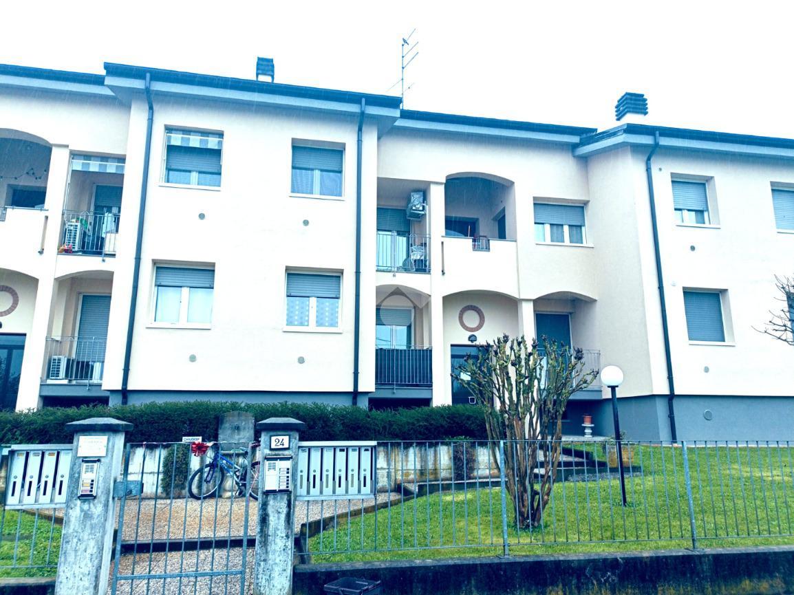 Квартира с 3 комнатами в Брешелло, Италия № 14938