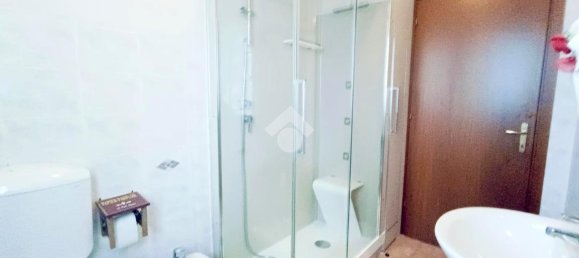 Квартира с 3 комнатами в Брешелло, Италия № 14938 21