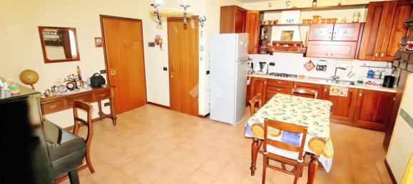 Квартира с 3 комнатами в Брешелло, Италия № 14938 34