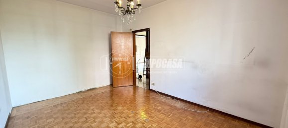 Apartamento T2 em Legnano, Italy N.º 354182 9