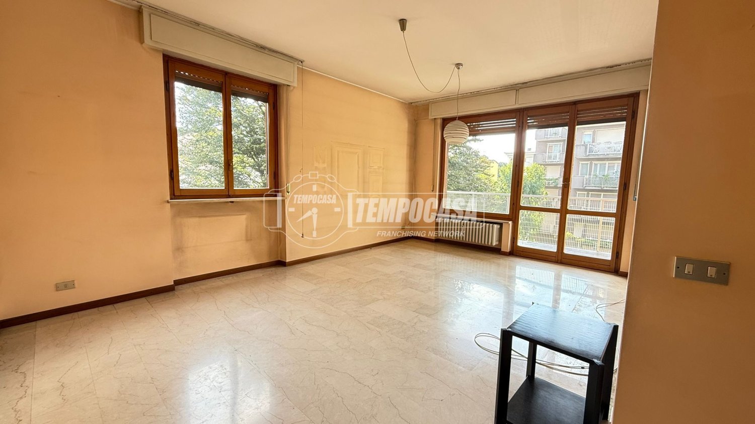 Apartamento T2 em Legnano, Italy N.º 354182