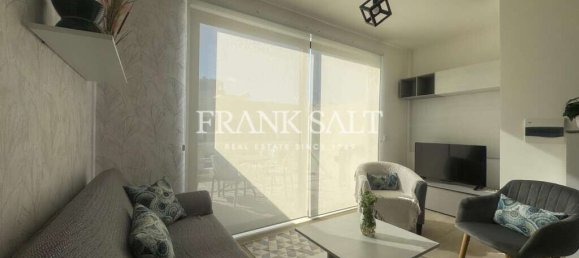 3 bedrooms Penthouse in Victoria, Malta No. 6139 2