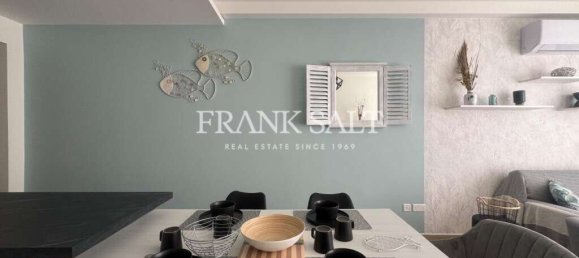 3 bedrooms Penthouse in Victoria, Malta No. 6139 4