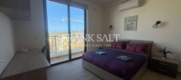 3 bedrooms Penthouse in Victoria, Malta No. 6139 9