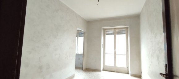 2 rooms Apartment in Turin, Italy No. 172804 8